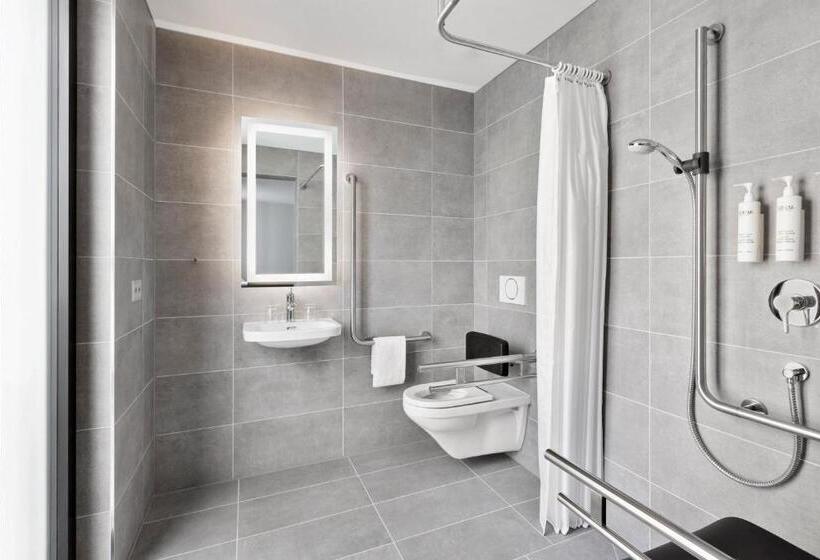 Номер Премиум, Courtyard By Marriott Biel Bienne