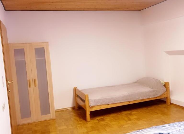 Трежместный Номер Economy, Familienhaus