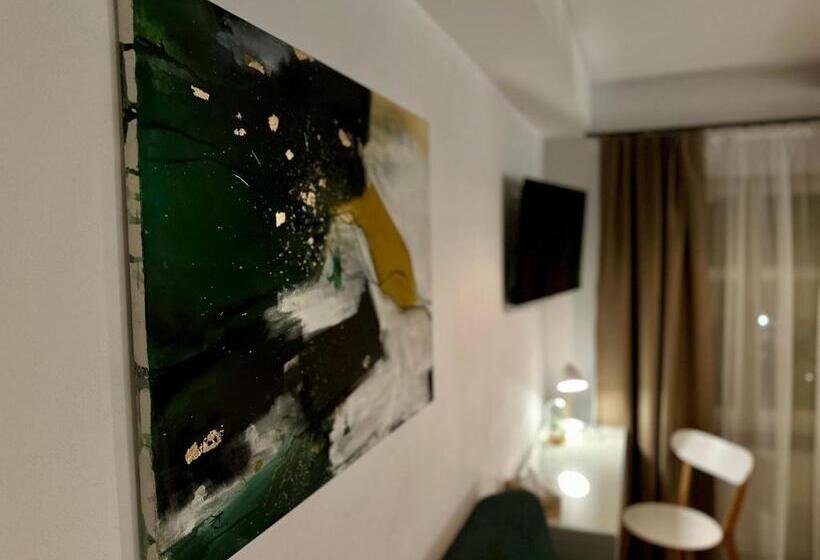 اتاق لوکس, Townhouse Boutique