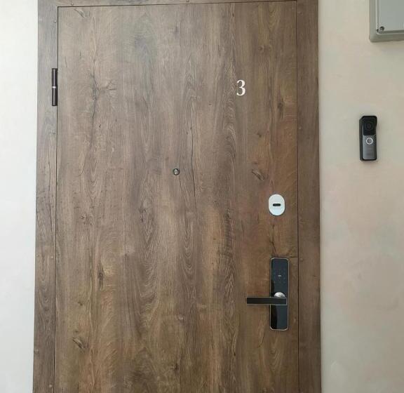 اتاق سوپریور, Kauno Apartamentai King Size Bed