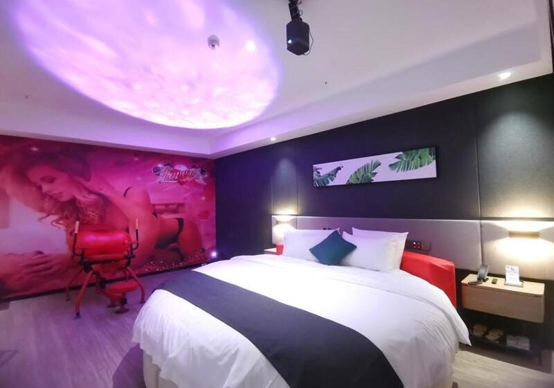 Romantic Room, Thank Inn Plus Chongqing Pengshui Yujing Jiangshan