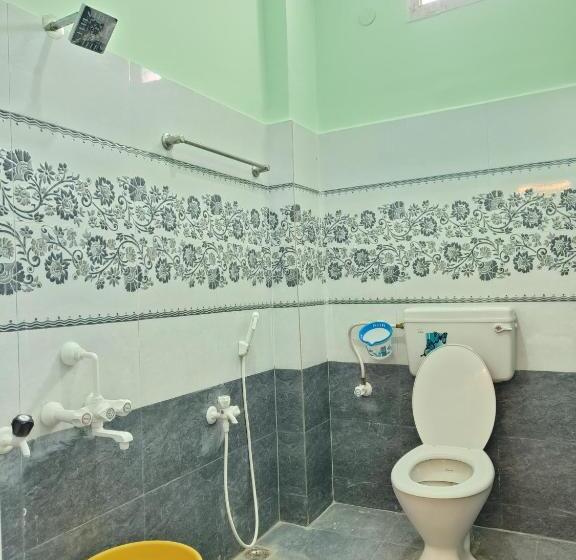 Номер Стандарт с Балконом, Liya Guest House