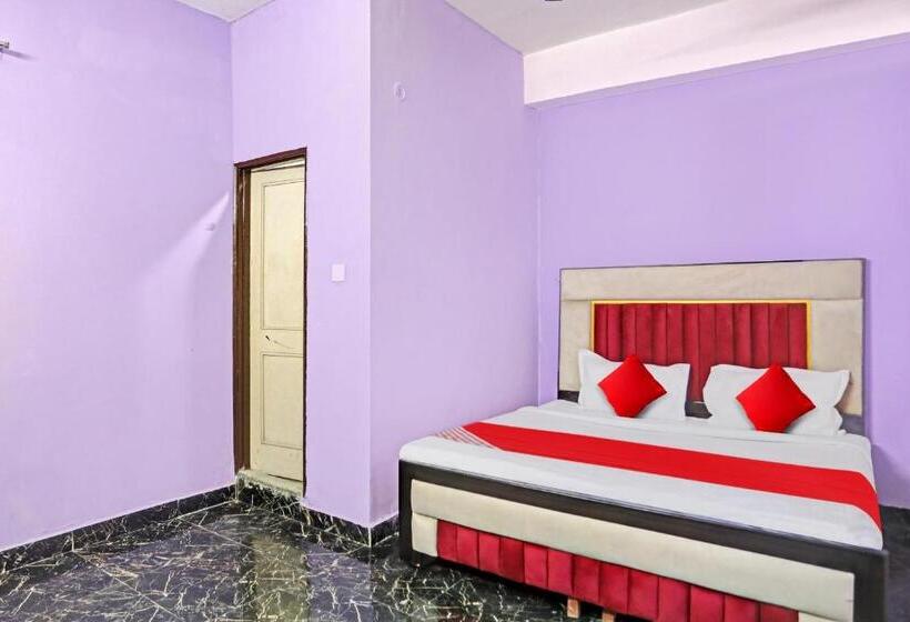 Трехместный Номер Классика, Oyo Flagship Dream Stay