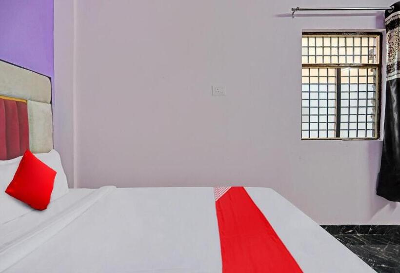 Трехместный Номер Классика, Oyo Flagship Dream Stay