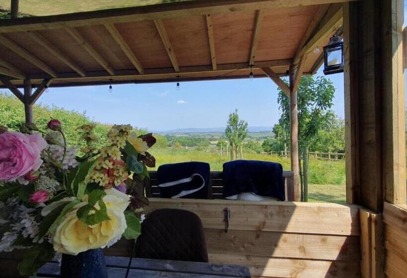Шале 1 Спальня, Willow Hill Farm Club