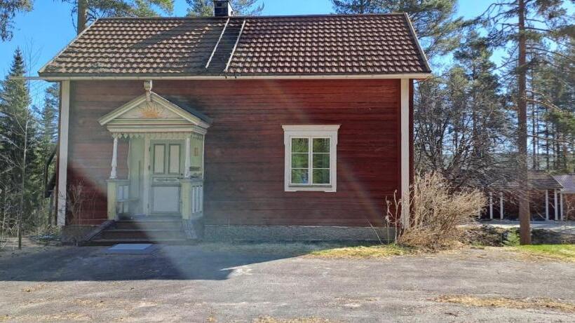 Семейный Номер, Skålsjögården Timber Lodge