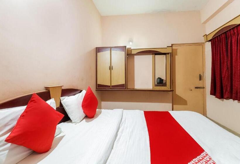 Трехместный Номер Классика, Oyo Flagship Hotel Gowri Lodge