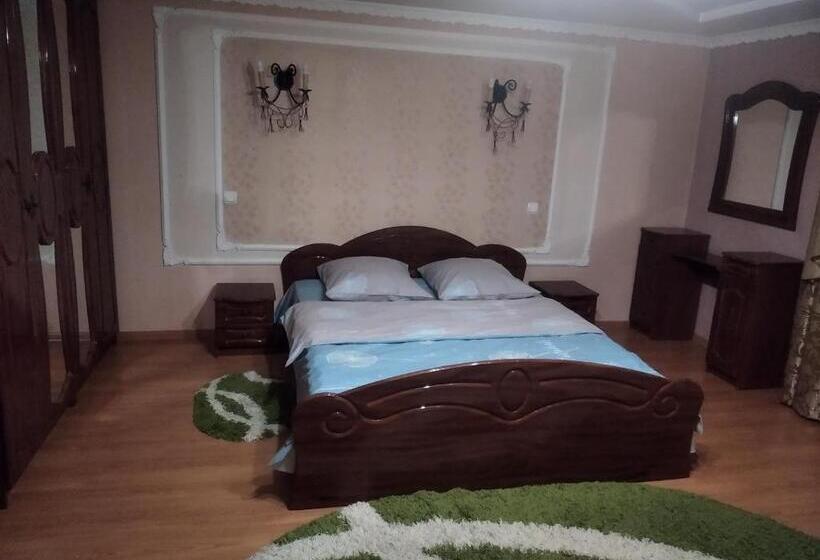 スタンダードルーム, котедж у карпатах