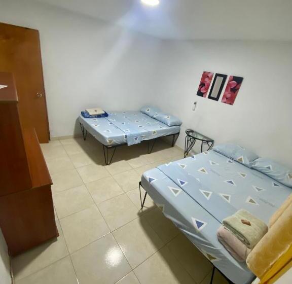 اتاق استاندارد چهار تخته, La Casona 42