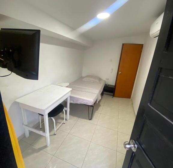 اتاق استاندارد یک نفره, La Casona 42