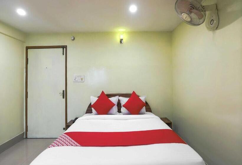 三人经典房间, Oyo Flagship Hotel Raja