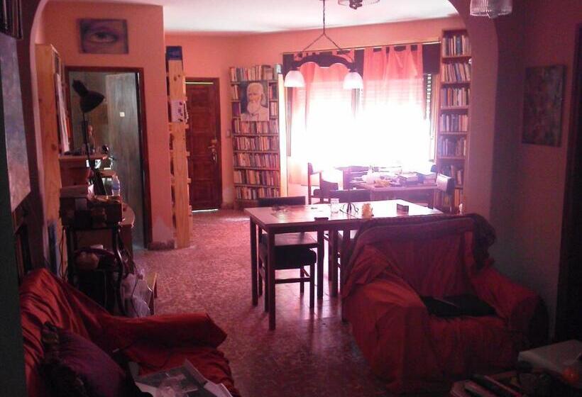 스탠다드 트리플 룸, La Casa De Ramatis