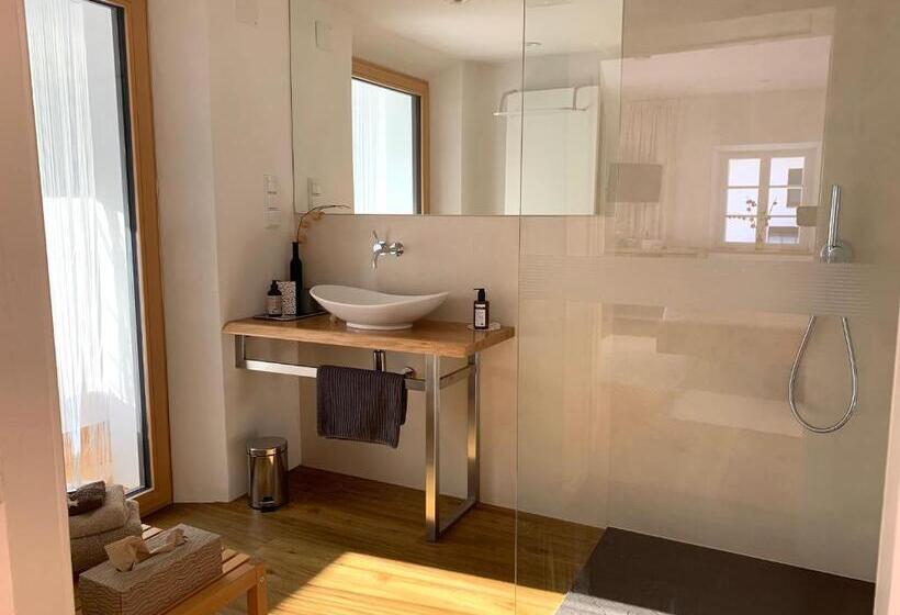 Номер Deluxe, Bnb44 Only Rooms No Breakfast