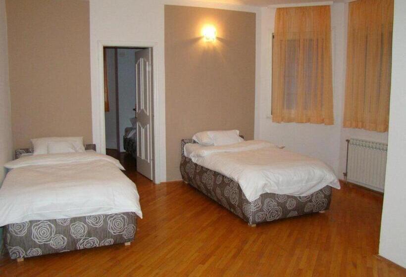 اتاق استاندارد, Guest House Zamak