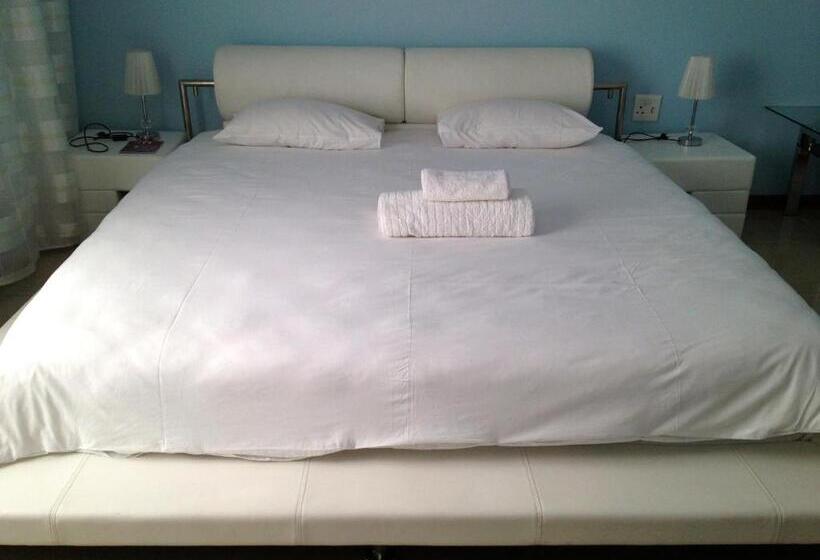 디럭스 스위트 킹 침대, Mogwase Guesthouse