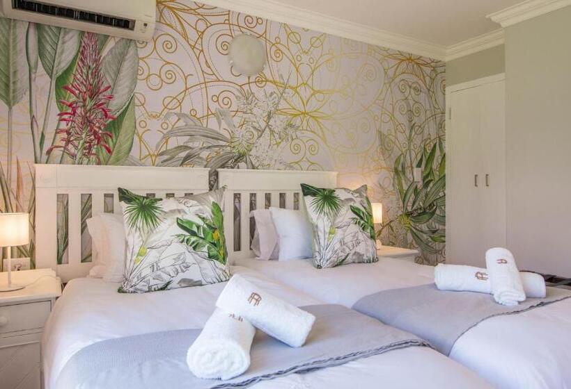 Номер Deluxe, Rozenburg Guest House
