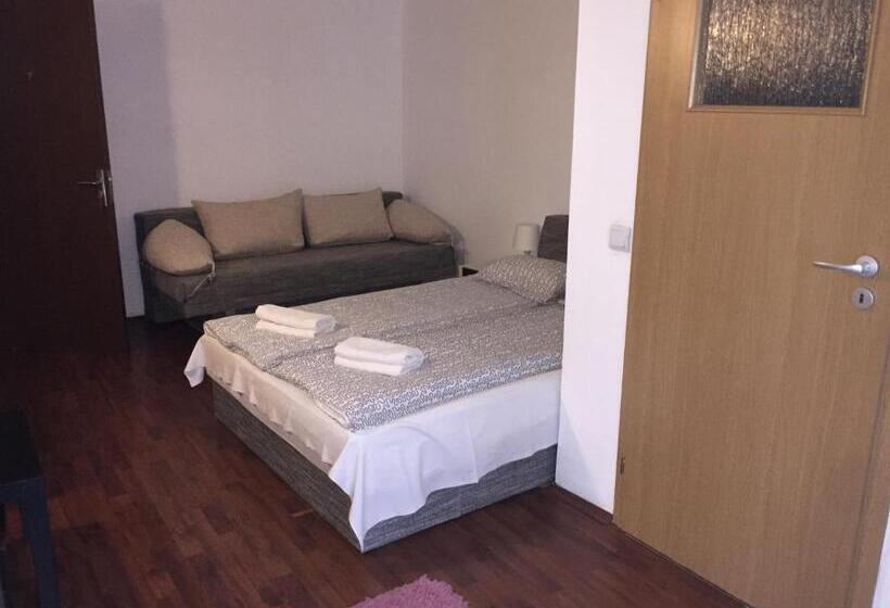 Номер Стандарт Трехместный, Vila Giulia