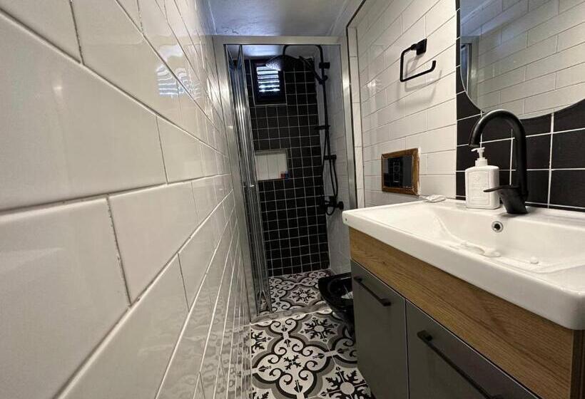 غرفة قياسية, Sosyete Butik Otel
