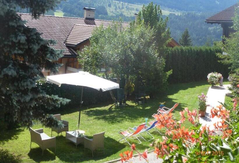 Apartamento 2 Dormitórios, Villa Mirabell