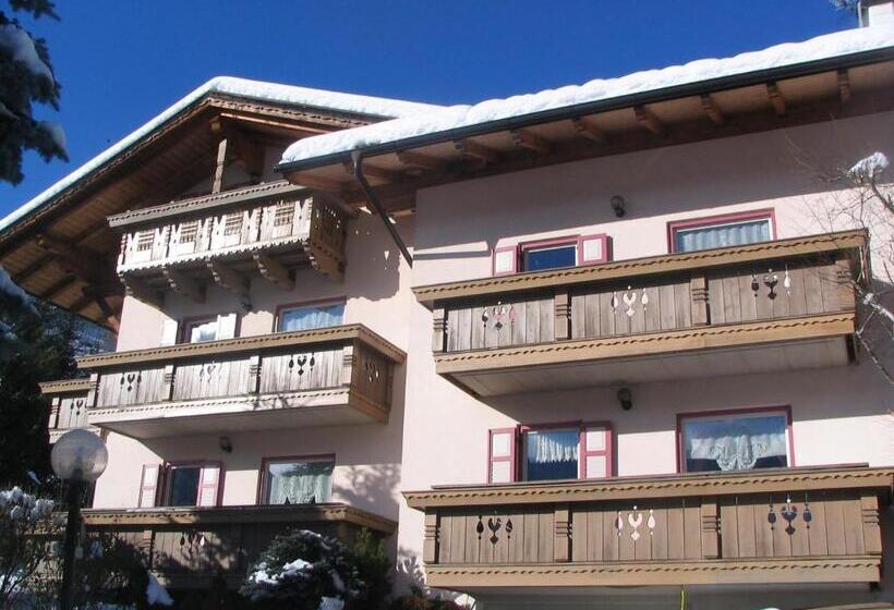 Apartamento 3 Dormitórios, Villa Mirabell