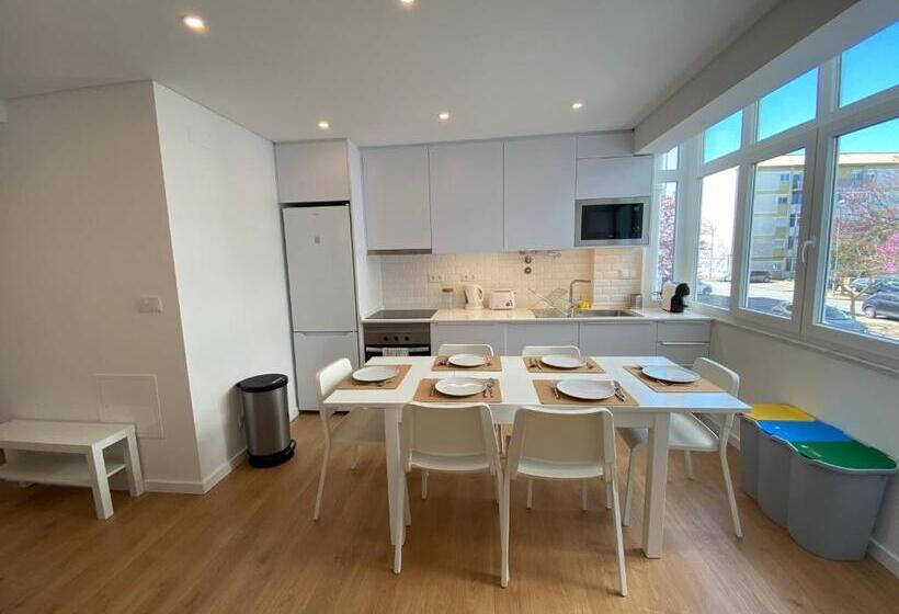 Номер Стандарт Индивидуальный Совместная Ванная, Carcavelos Beach Walking Distance Room
