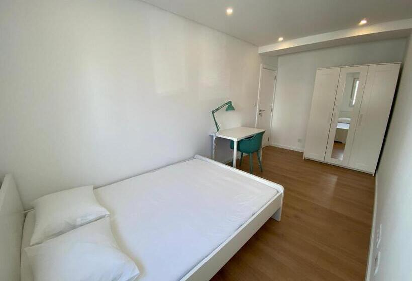 Standard room with outdoor bath, Carcavelos Beach Walking Distance Room
