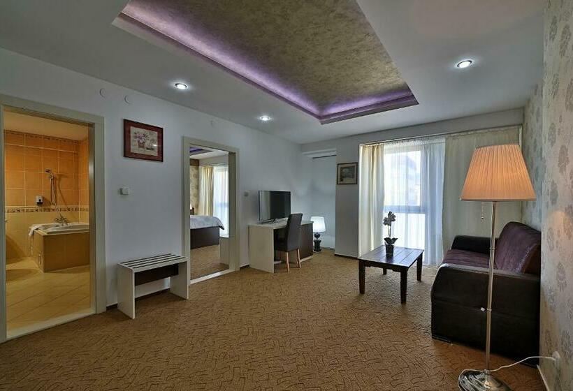 جناح, šariš