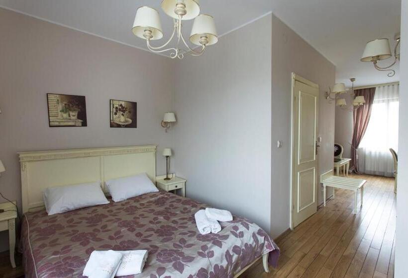 Апартаменты 1 Спальня, Villa Estera   Hotel & Restauracja