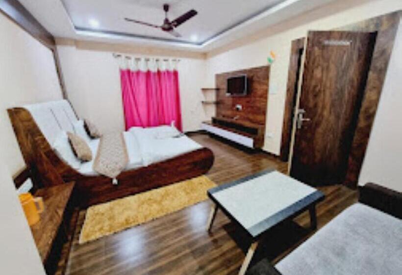 Люкс Повышенной Комфортности, Shri Bhagvat Dham Ranipur Bhatt