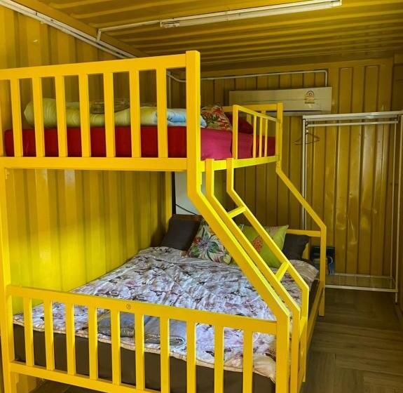 اتاق استاندارد سه نفره, แอนฟาร์มรีสอร์ทแอนด์คาเฟ่ลำปาง