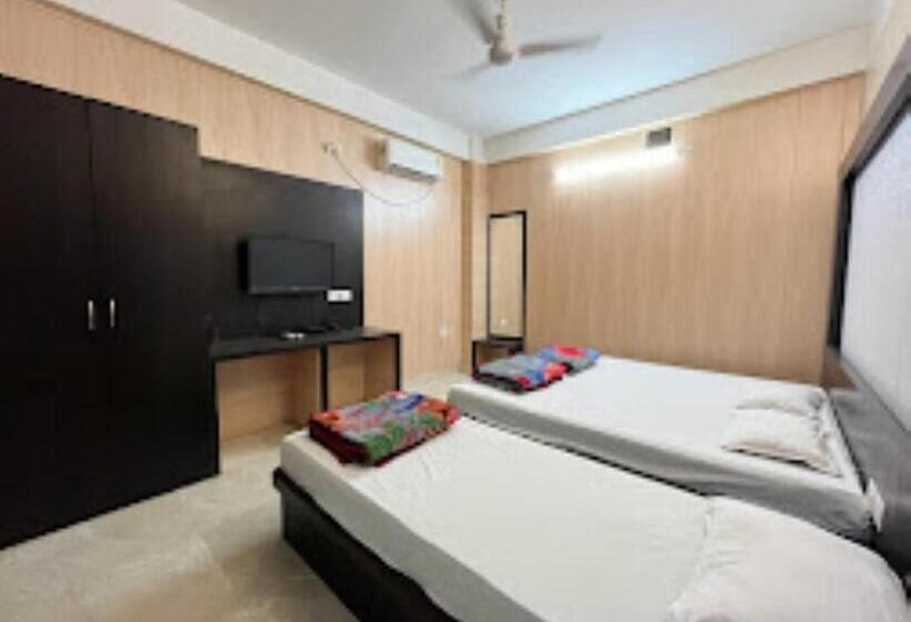 스탠다드 트리플 룸, Bhargav Residency , Guwahati