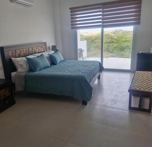 Номер Deluxe Вид на Море с Балконом, Casa Lobster Bay