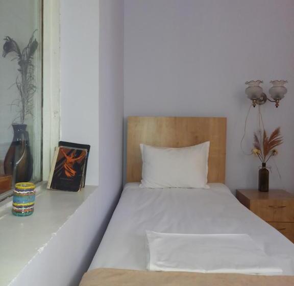 Номер Стандарт, Selina Guest House