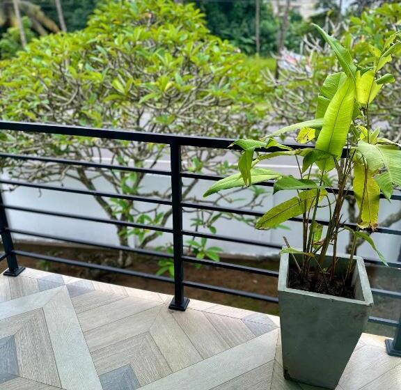 Номер Deluxe с Балконом, Weligama House