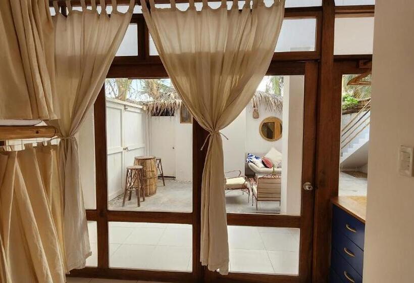 מיטה בחדר משותף, Kinti Guest House