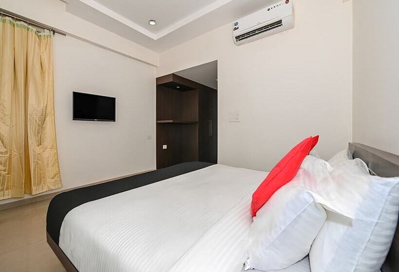 Номер Deluxe, Club 7 Resort And Banquets