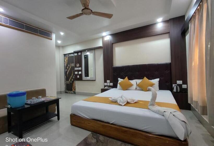 اتاق لوکس, Rupasi Bangla 2, New Digha   Near Sea Beach ! Easygorooms