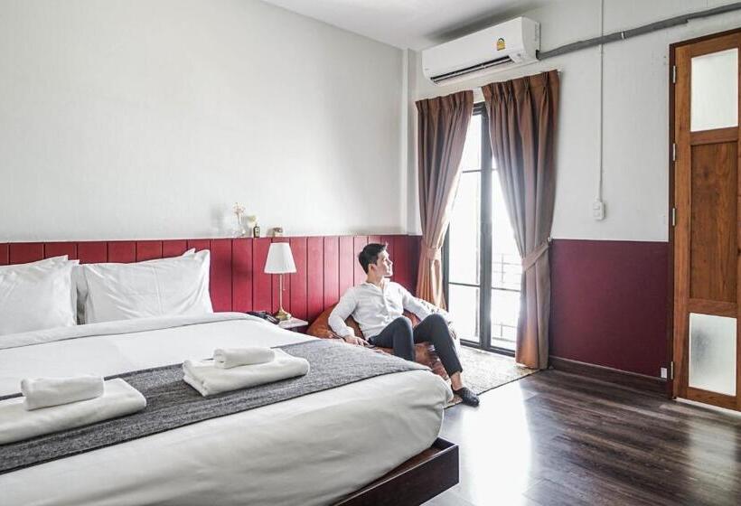 Номер Deluxe Кровать Кинг, Within Korat Sawairiang