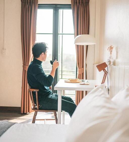 Номер Deluxe Кровать Кинг, Within Korat Sawairiang