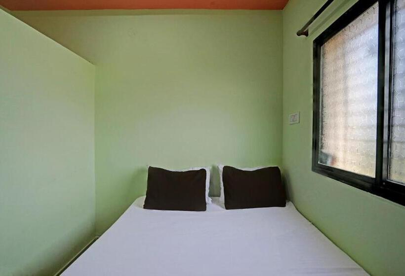 Трехместный Номер Классика, Spot On Hotel Leo Star