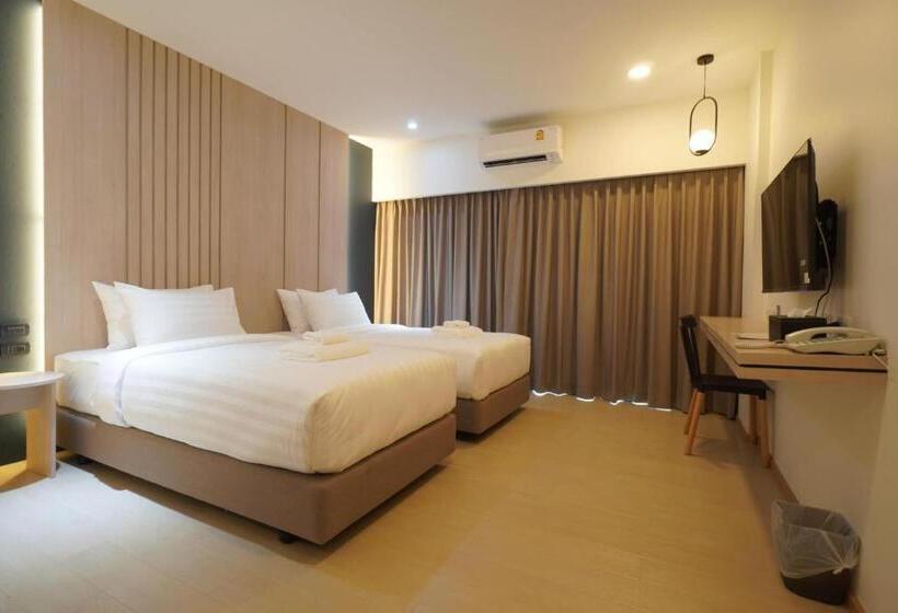 Номер Стандарт с Балконом, Alto Hotel M