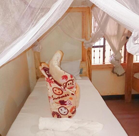 اتاق استاندارد یک نفره, Kilimanjaro Vines Retreat Hotel Mdawi