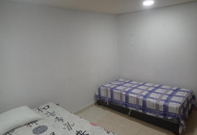 Номер Стандарт Трехместный, Casa Blanca Ciudad Jardín