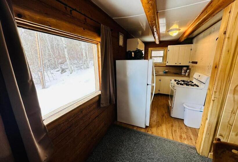 Family Suite, Ute Bluff Lodge, Cabins And Rv Park