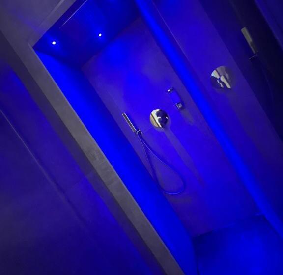 اتاق استاندارد با تخت بزرگ, Sunny Suite Napoli