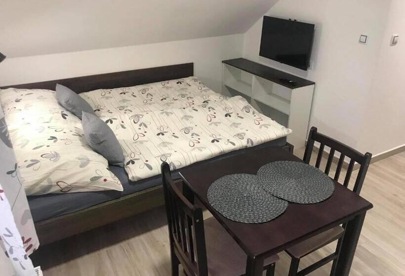 Номер Стандарт, Apartmány V Chalupě Nad Modravou