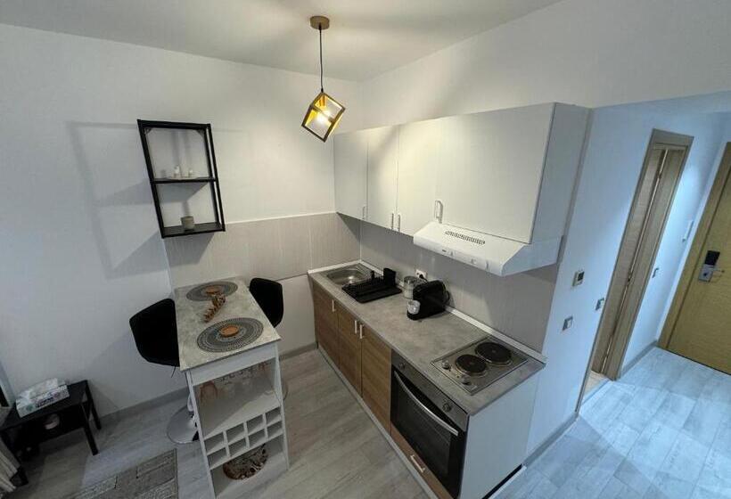 اتاق لوکس, La Mika  Your Home