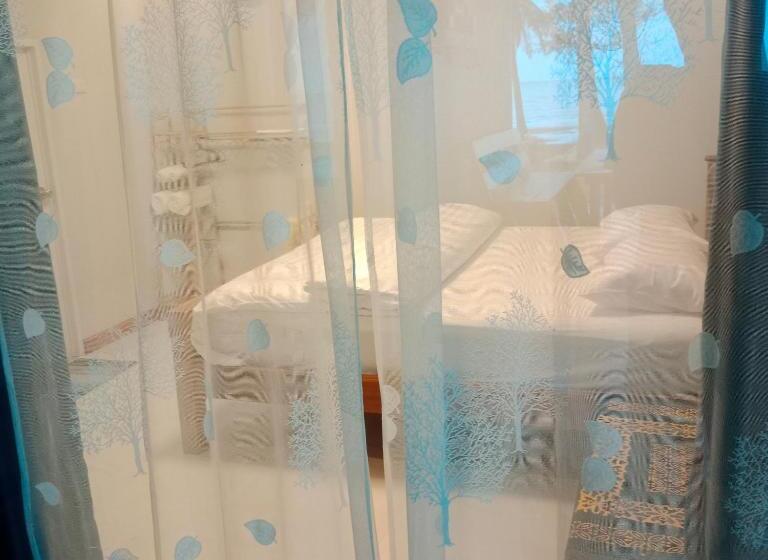 Стандартный Номер Кровать Кинг, บ้านระเบียงเลหลังสวน ทั้งหลัง 2 นอน 2 น้ำ 1 ครัว