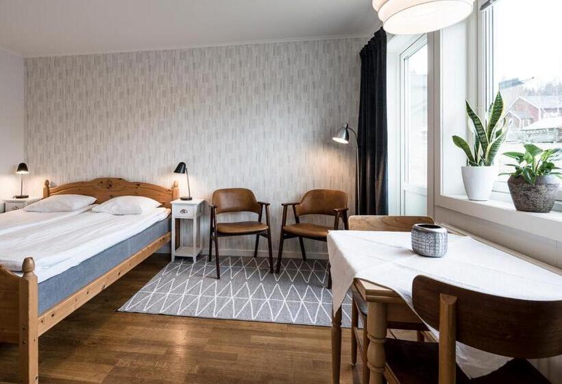 Апартаменты 1 Спальня, Hållandsgården