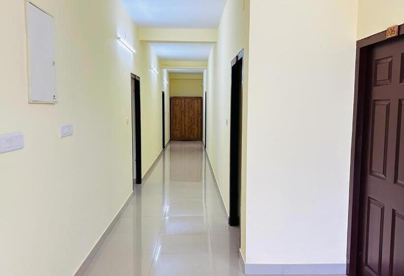 Семейный Номер, Mystique Inn Wayanad